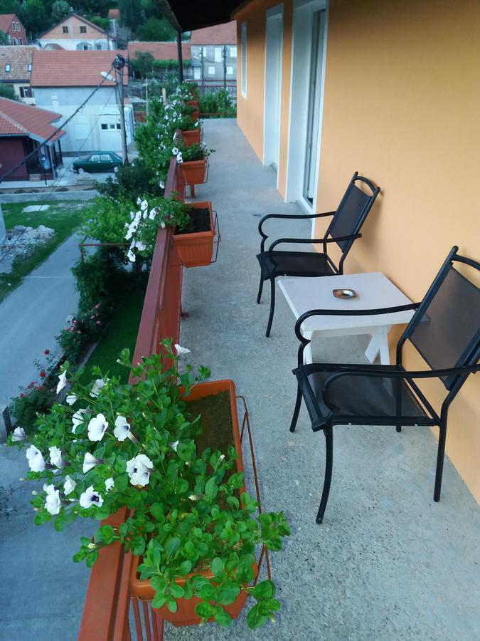 Apartments Mirkovic Cetinje Esterno foto