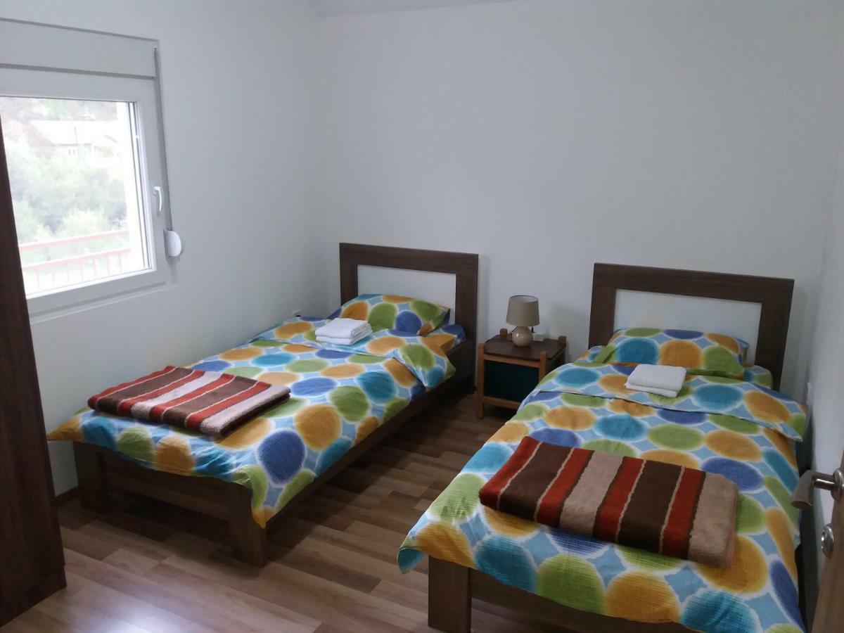 Apartments Mirkovic Cetinje Esterno foto