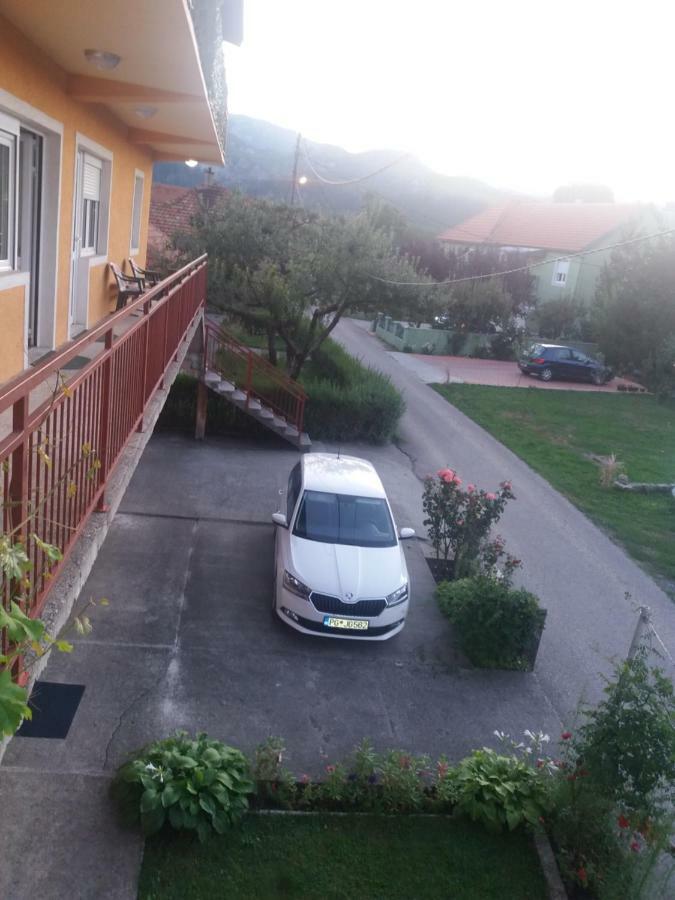 Apartments Mirkovic Cetinje Esterno foto