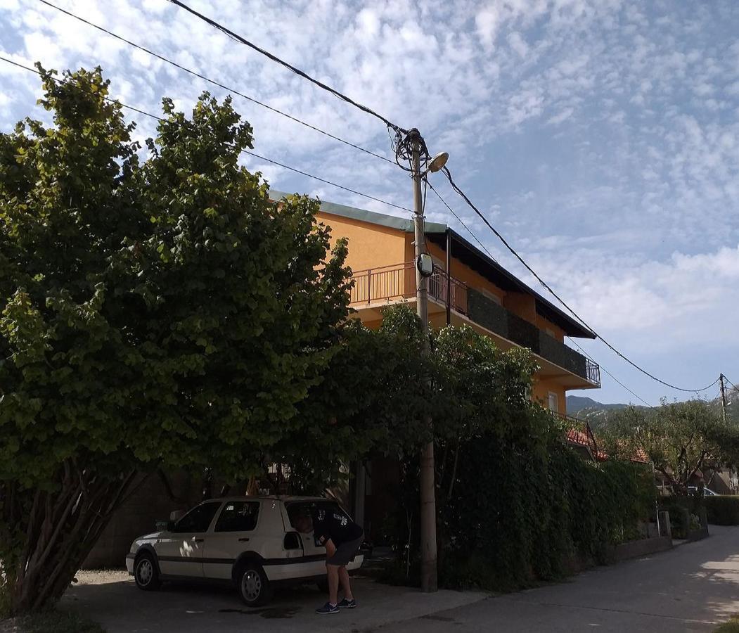 Apartments Mirkovic Cetinje Esterno foto